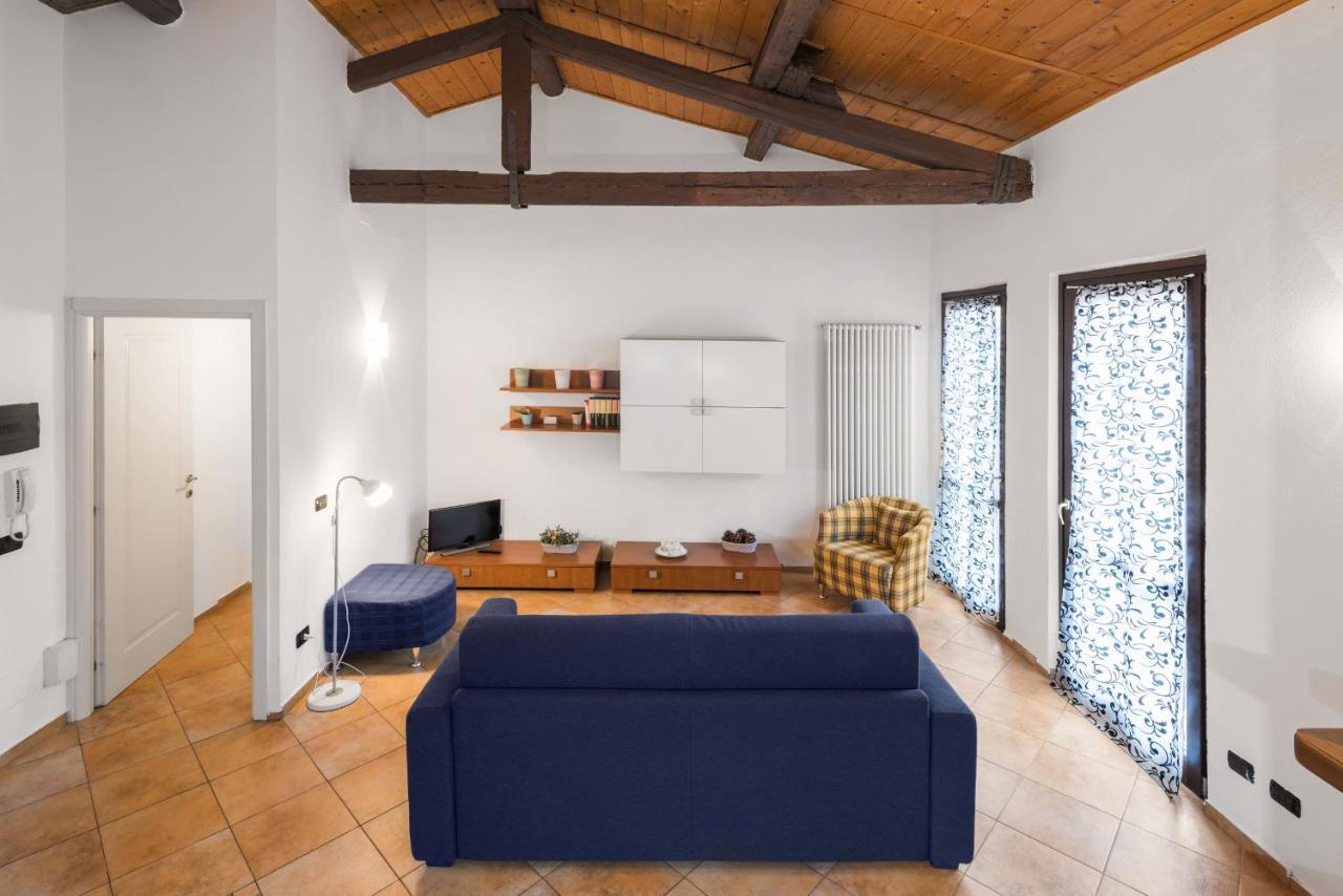 Flats4Rent Silvia Apartment Verona Exterior foto